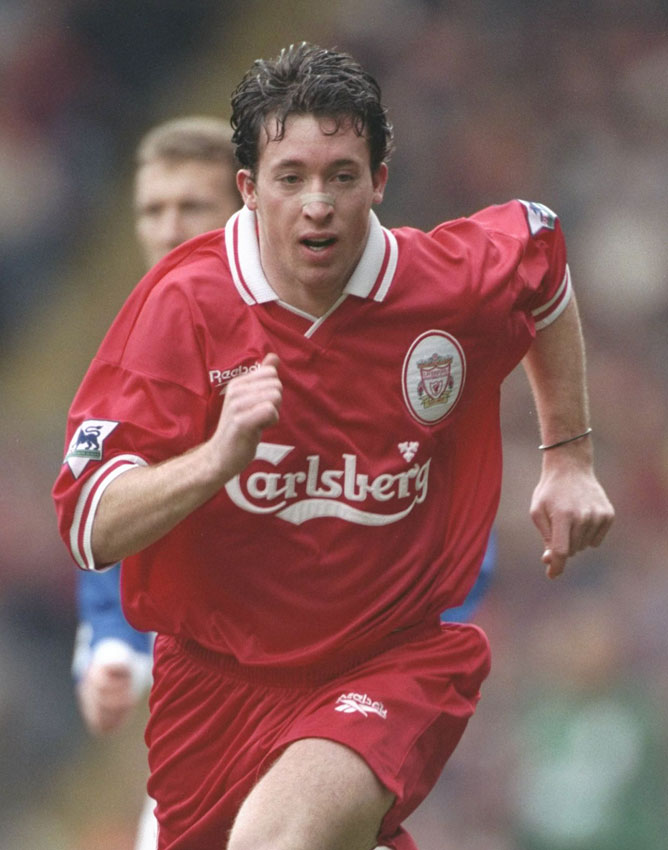 南野のリヴァプール、2大ブランドによる「90年代後半のユニフォーム」まとめ｜写真3