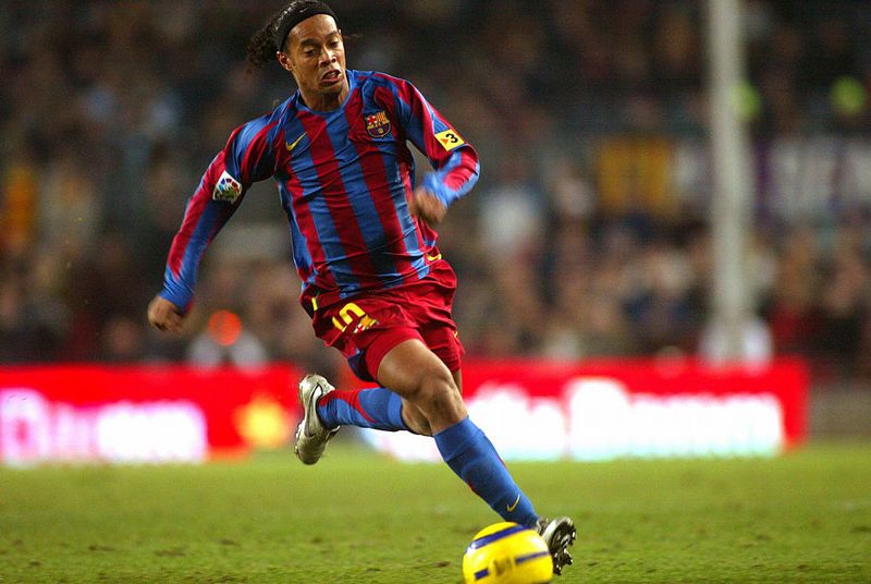 ウイイレ2021「瞬発力最高の攻撃的MF」ランキング｜写真10