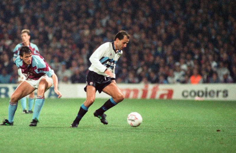 ミラン＆インテル、両方でプレーした選手の「ベストイレブン」選ぶとこうなった｜写真3