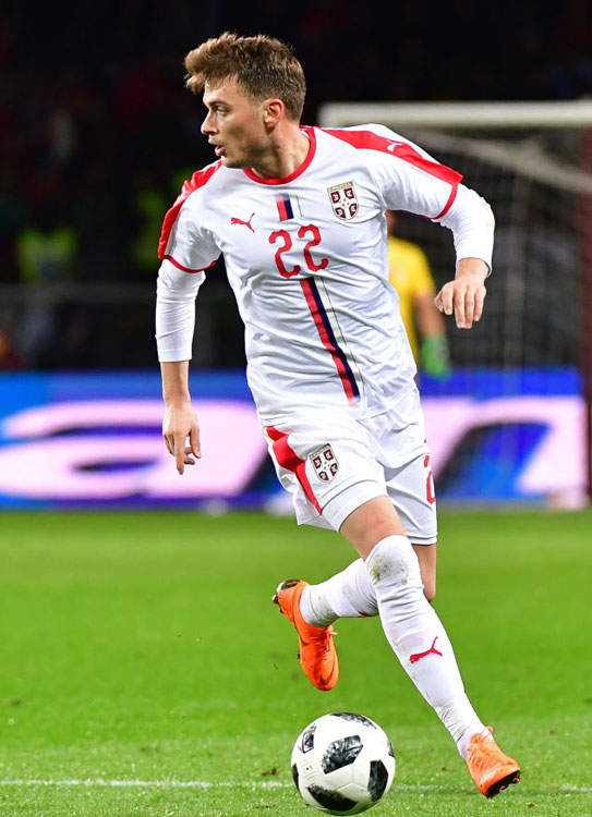 セルビア代表、ロシアW杯に向けた新ユニフォームを正式にリリース！｜写真6