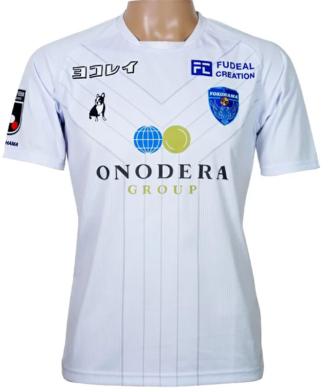 横浜FC、2022新ユニフォーム発表！大胆なヨコハマの「Y」デザイン｜写真3