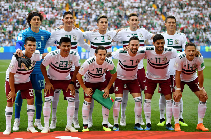 24チームがシャツを変更！Ｗ杯全チーム「集合写真まとめ」GS第2節｜写真22