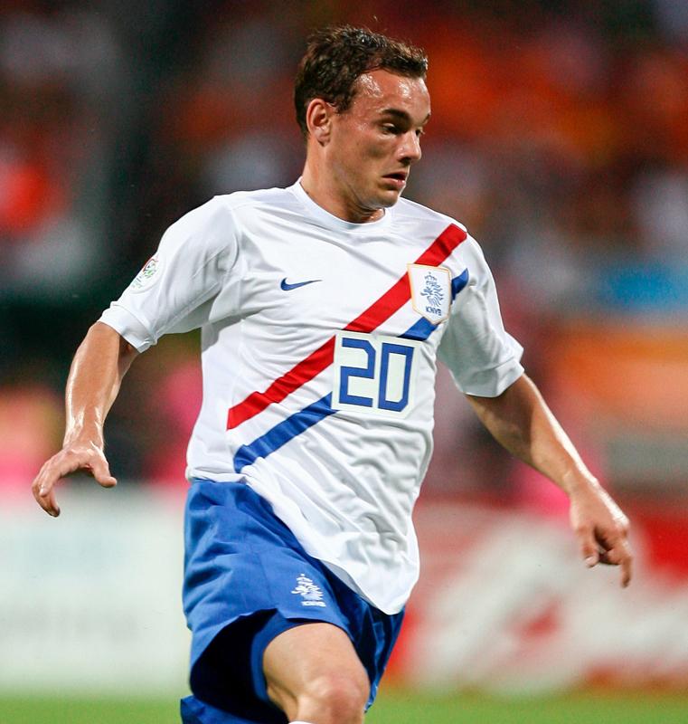 獅子の咆哮！オランダ代表、ワールドカップで「強者」だったユニフォーム7選｜写真5