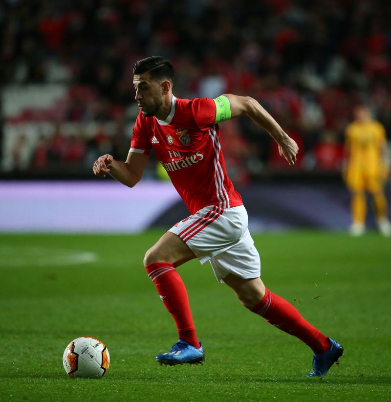 ウイイレ2020「ドリブル最強の右ミッドフィルダー」TOP10｜写真9