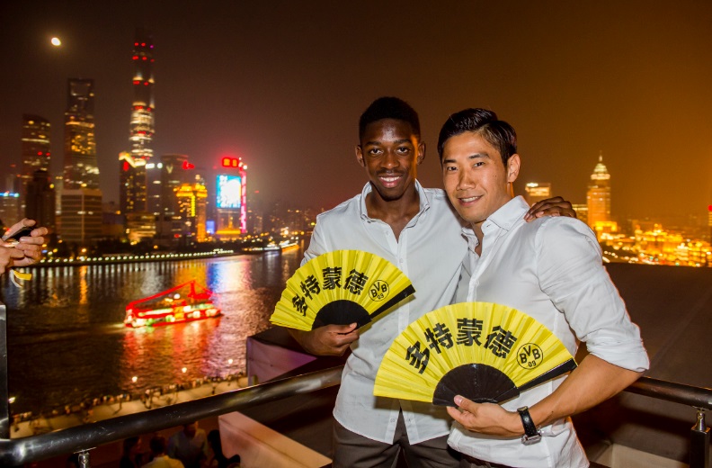 電撃来日するバルセロナ、実は日本人の同僚だったスターたちがこちら｜写真3