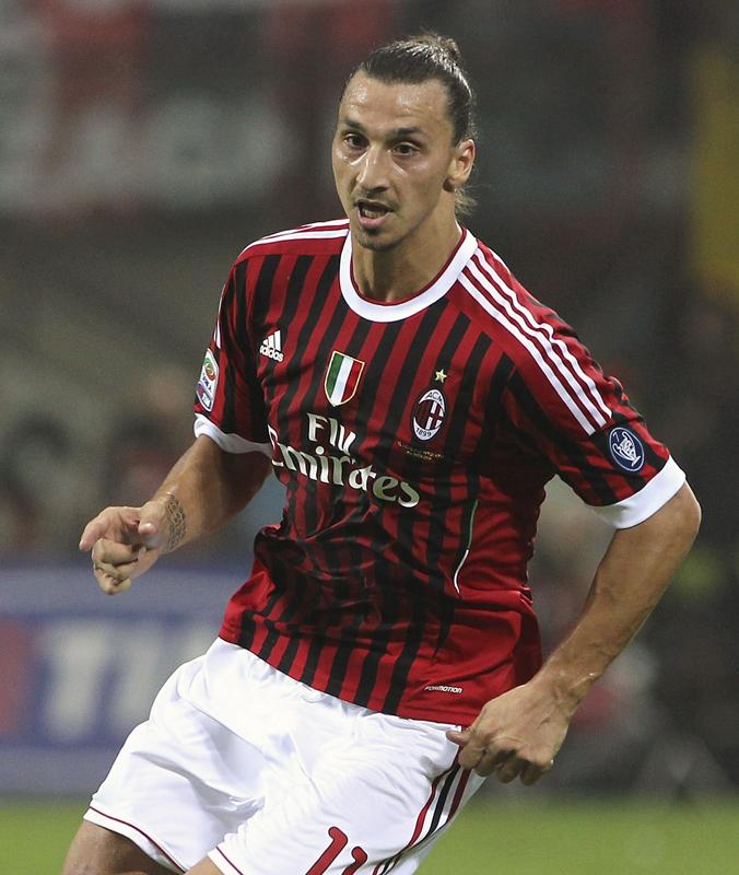 祝・40歳記念！イブラヒモヴィッチの歴代「かっこいいユニフォーム姿」10選｜写真5