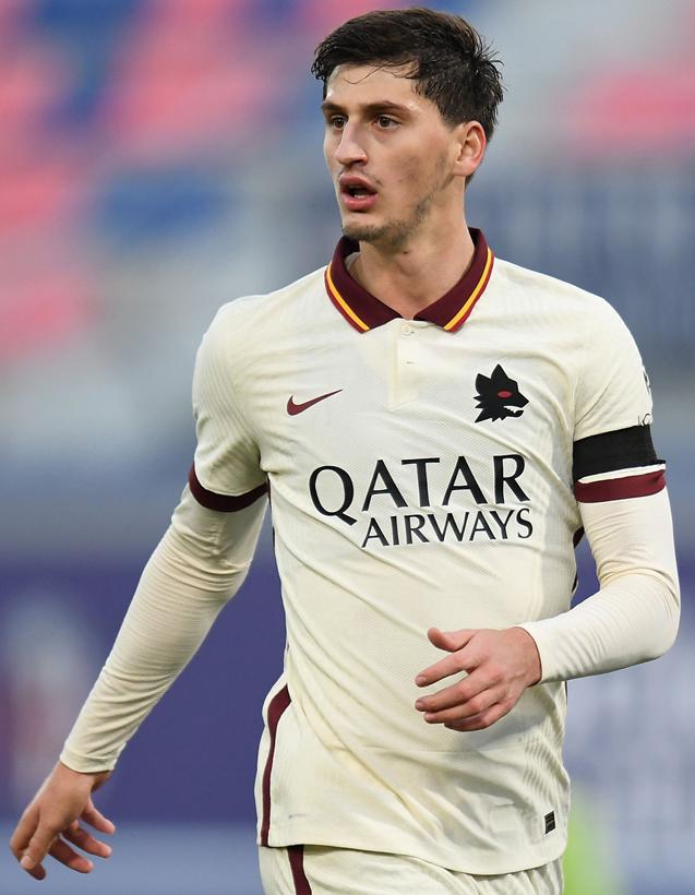 来季はNew Balanceに！ローマの「最高にかっこいいNIKEユニフォーム」7選｜写真7