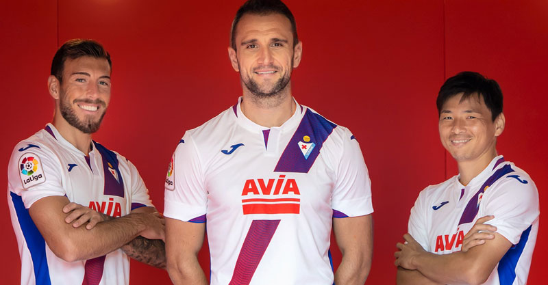 乾のエイバル、2020-21新ユニフォームを発表！デザインは「パワフルな縦じま」｜写真4