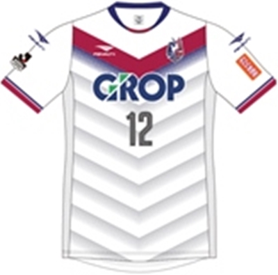 ファジアーノ岡山、2018新ユニフォームを発表！胸には「新エンブレム」｜写真4