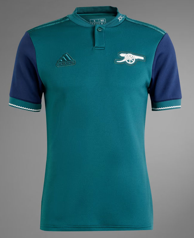 スポンサーロゴなし！adidasから『LFSTLRユニフォーム』が登場　今季サードユニを「街着モードにリ・デザイン」｜写真14