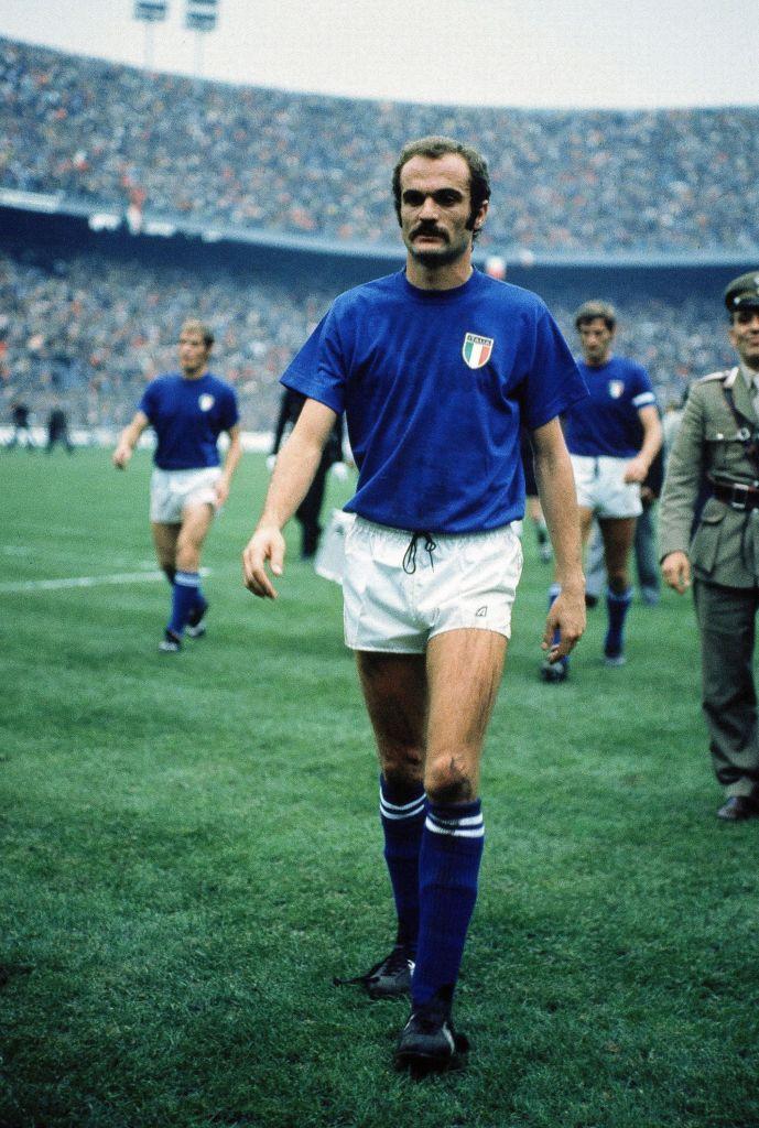 引退のイニエスタも！サッカーの歴史上「最高の8番」10選｜写真5