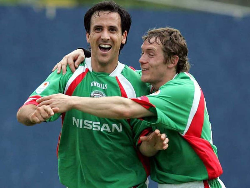 横浜FMだけじゃない！胸に『NISSAN』を付けた海外ユニを知っているか｜写真3