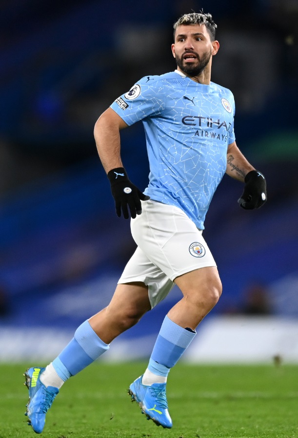 現役Jリーガーも！「ソックスを短く履くことを好む6人の選手」｜写真3