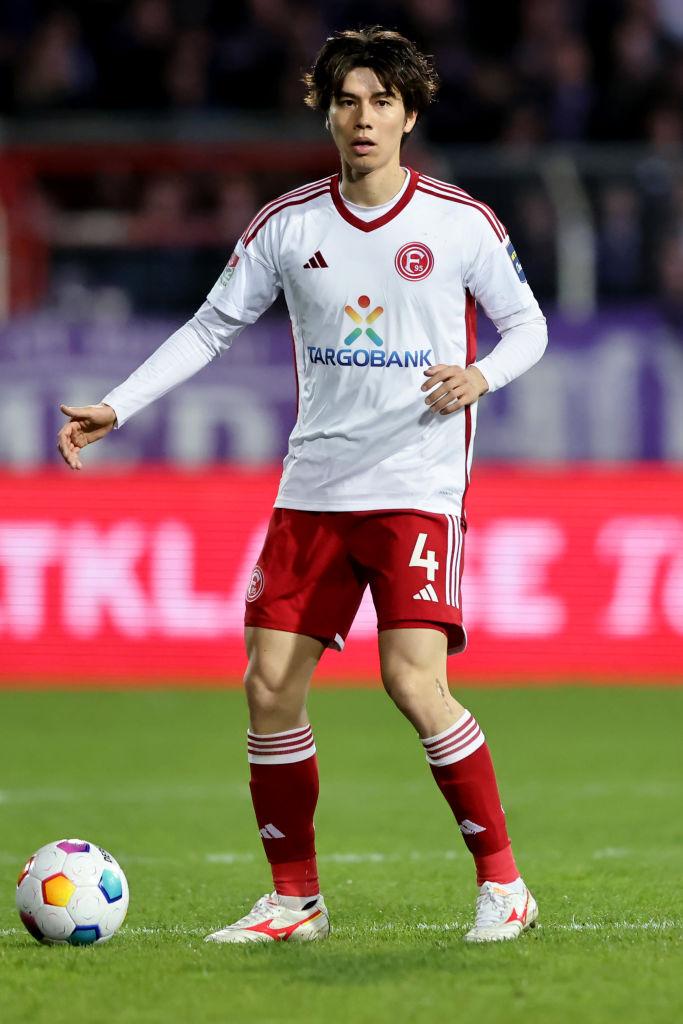 日本代表、選手が「いま履いているスパイク」はこれ（2024年3月シリーズ北朝鮮戦）｜写真4