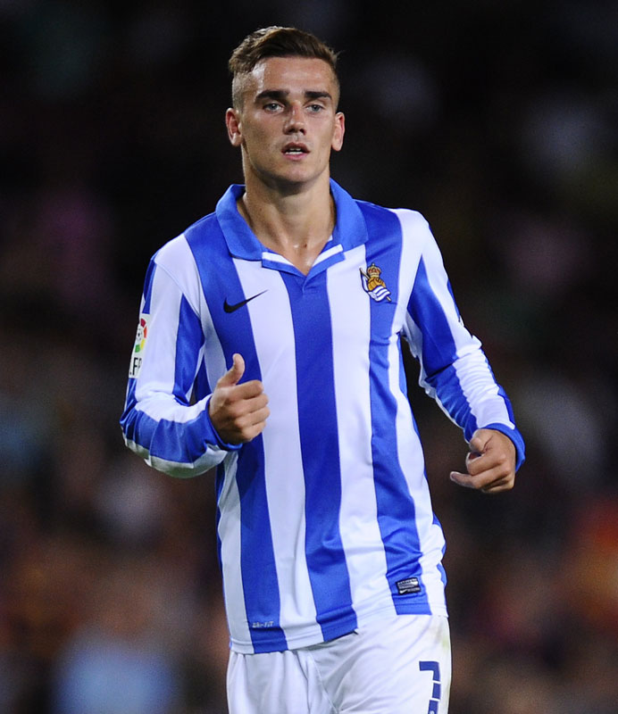 久保建英の新チーム！レアル・ソシエダの「最高にかっこいいユニフォーム」8選｜写真6