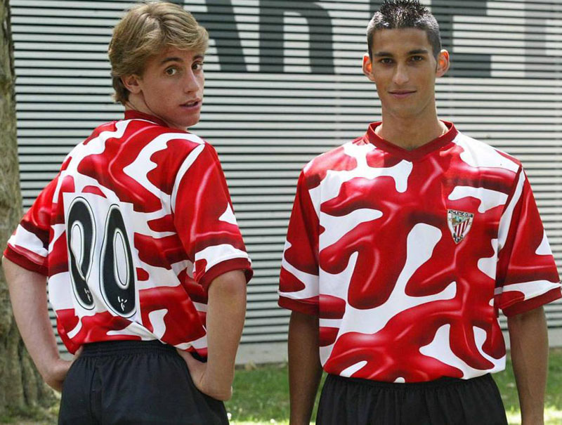 ビルバオとソシエダ、バスク2大クラブの「最強ユニフォーム」10選｜写真17