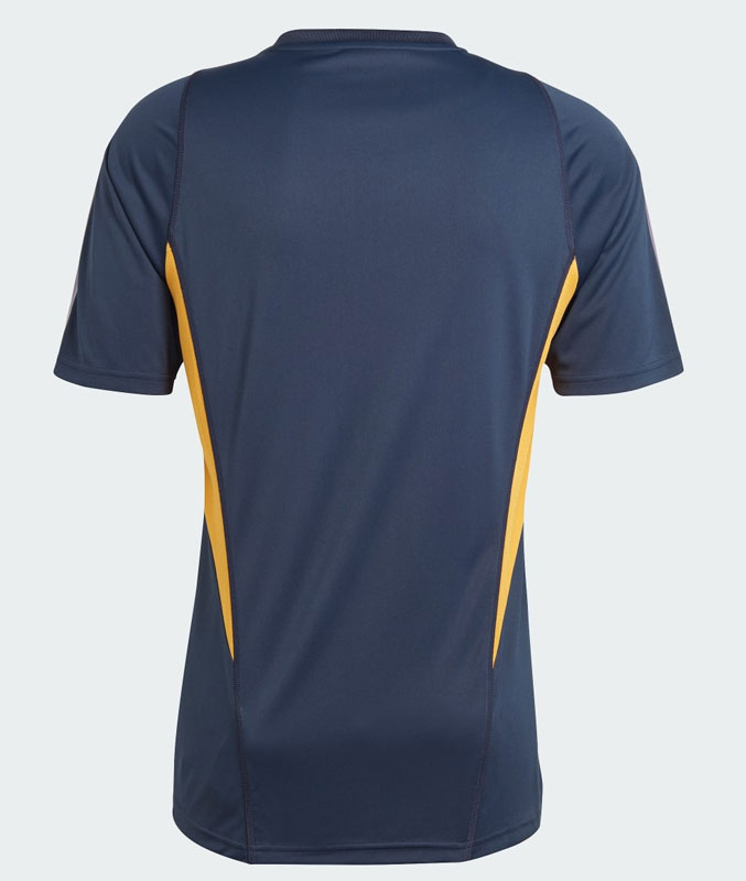 レアル・マドリー、最新の「adidasトレーニングウェア」が登場！大胆な“プレマッチ”は要チェック｜写真6