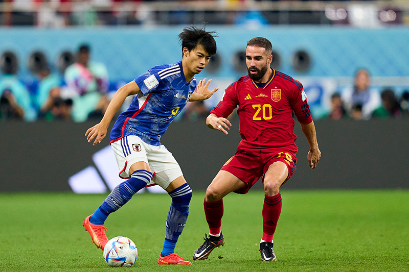 三笘薫、「超ドリブル」で涙目にさせた3名と完璧に止められた3名｜写真4