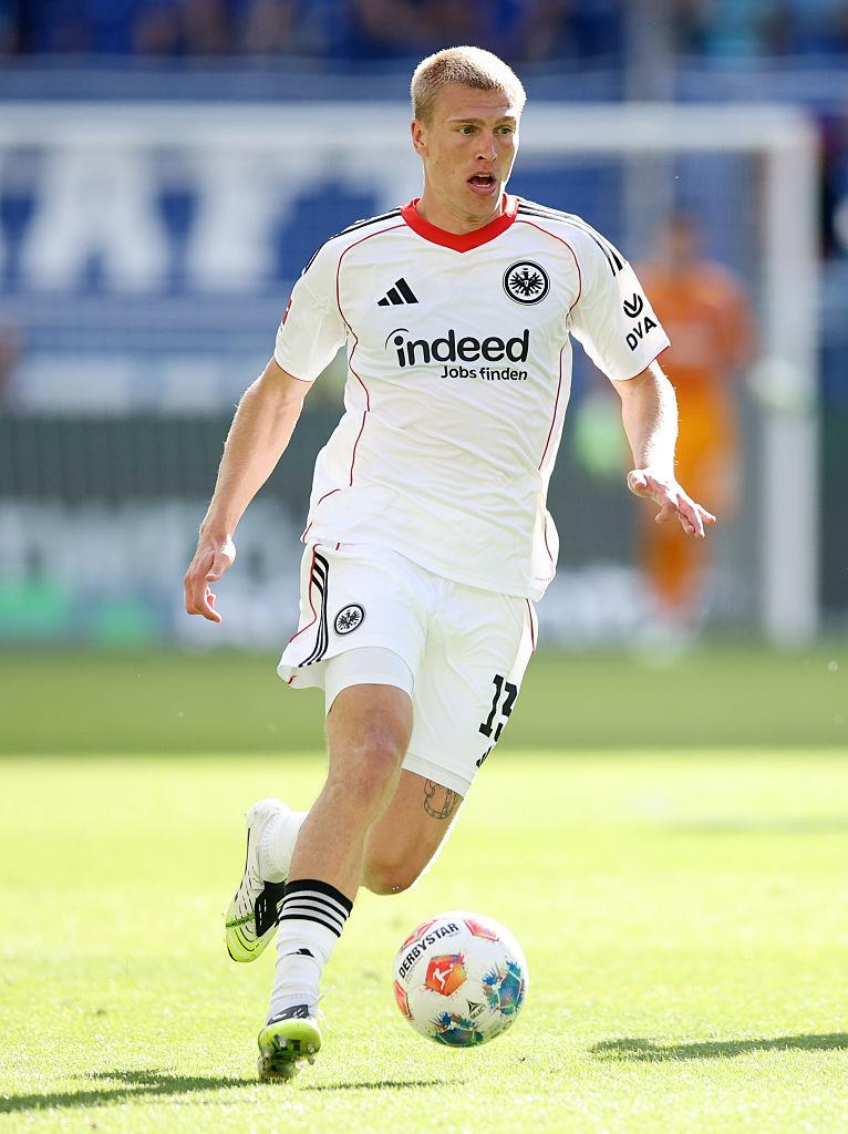 堂安律は何位？フランクフルトで「最も高額な給与を受け取っている5名」｜写真3