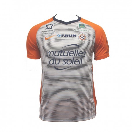 『GQ』が査定！「今季のフランスで最もイケてないユニフォーム10着」｜写真17