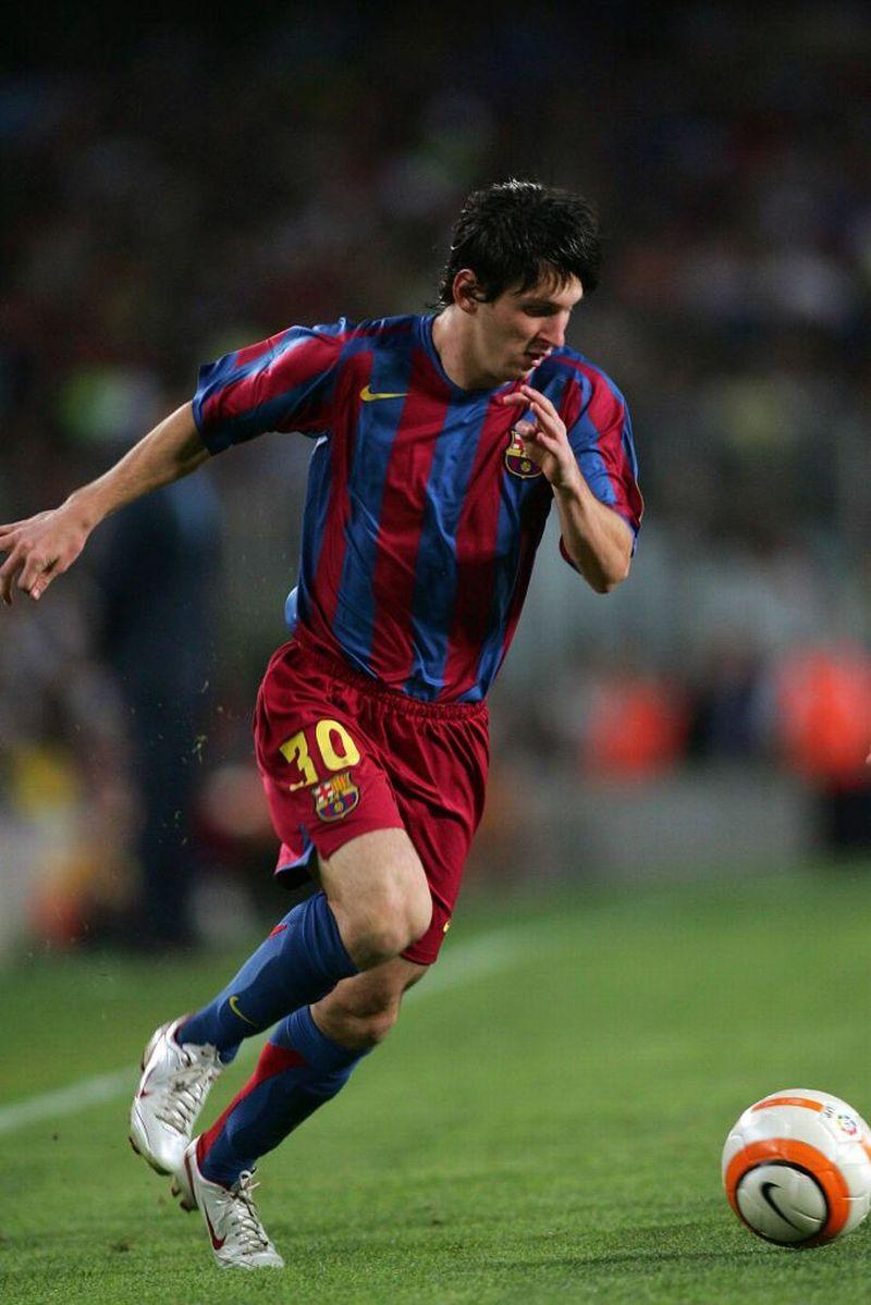 貧困、亡命、銃撃…「逆境を乗り越えて」サッカー選手になったスター10名｜写真7