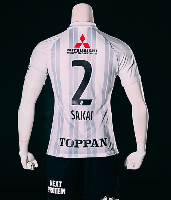 浦和レッズ、「クラブ設立30周年」を祝う2022新ユニフォームを発表！｜写真5