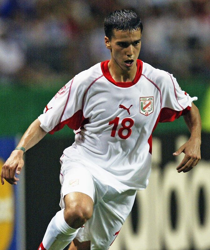 W杯日本戦ユニも！チュニジア代表、「変幻自在なユニフォーム」7選｜写真7