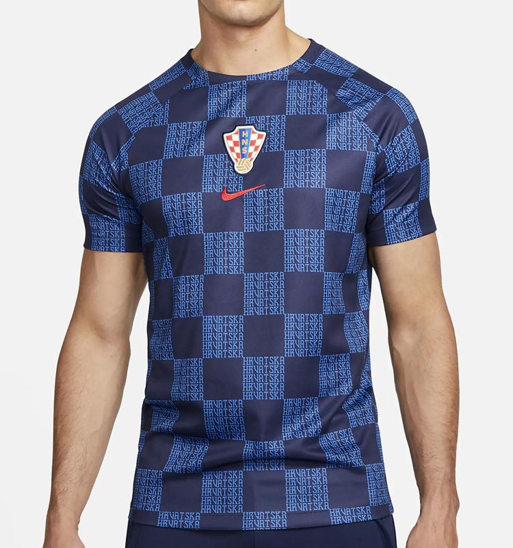 芸術的！カタールW杯「NIKE新作プレマッチトップ」11選｜写真5