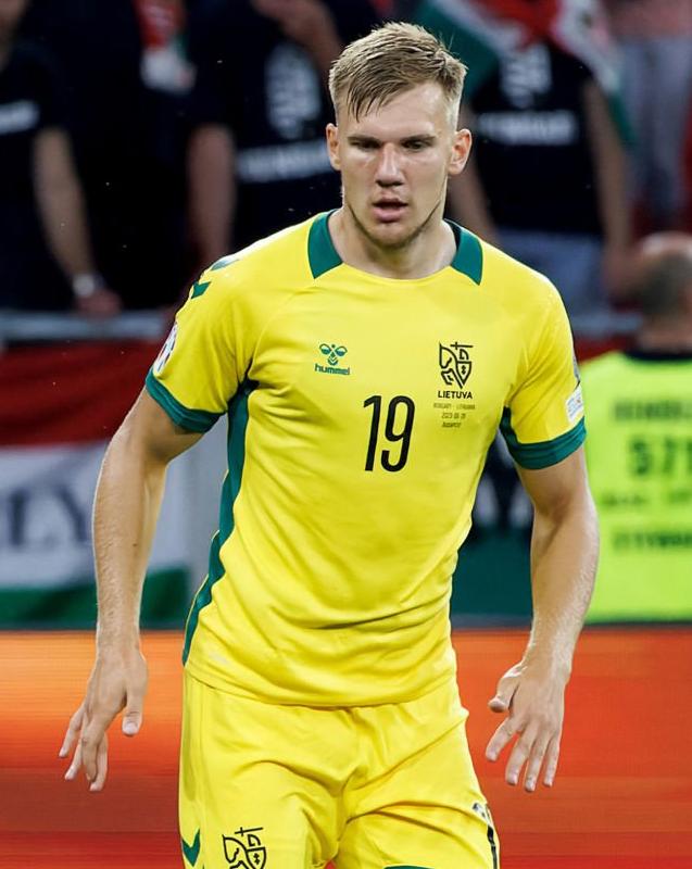 小国好き必見！EURO2024予選「最下位10チーム」の戦況とマニアックなユニがこちら｜写真7