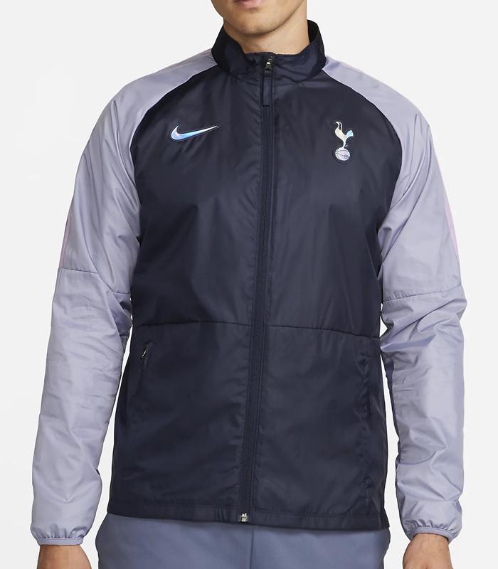 トッテナム、NIKE新作トレーニングウェアが登場！V字の「ウィンドランナー」がカッコよすぎる｜写真3