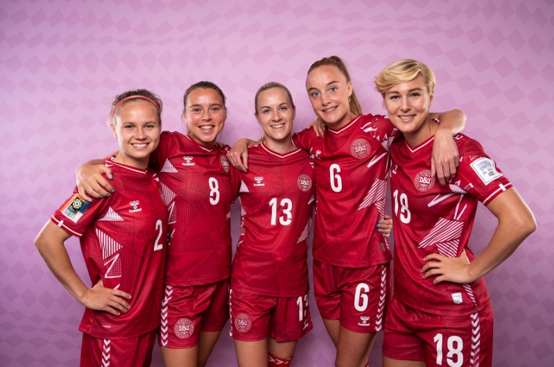 なでしこが世界4位！人気海外サイトが選ぶ2023年女子W杯最高ユニフォームTOP10｜写真3