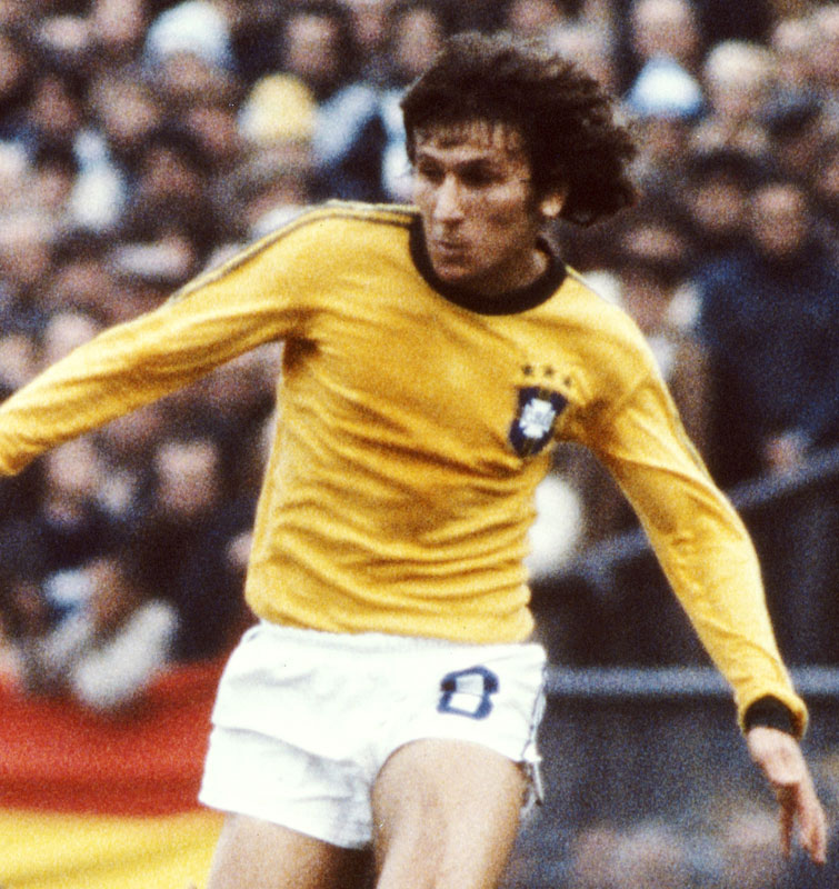 長袖が大活躍！“冬のW杯”の「お洒落なレトロユニフォーム」8選｜写真6