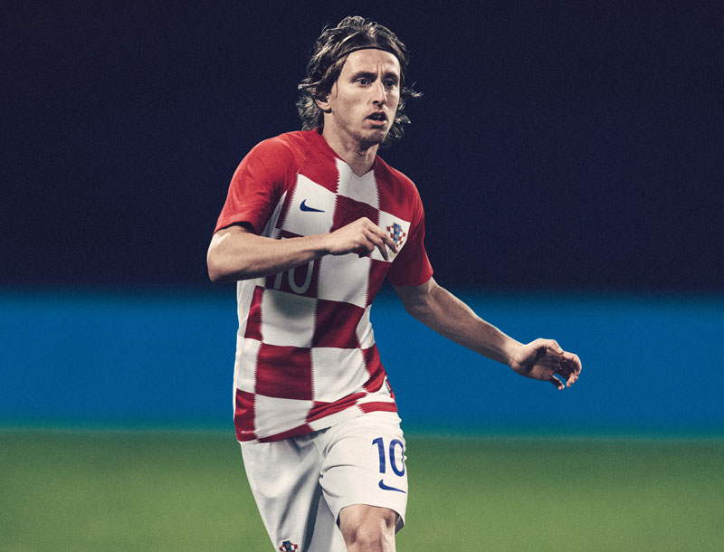 「W杯出場全32か国ユニフォームランキング！全64着を格付け」｜写真49