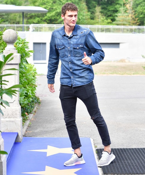 エムバペもカンテもいるぞ！フランス代表の最新私服ファッションを見る｜写真12