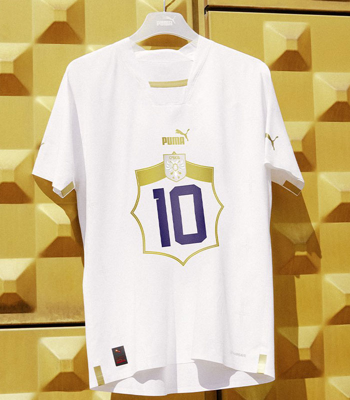 新エンブレム登場！セルビア代表、カタールW杯に向けた2022新ユニフォームを発表｜写真4