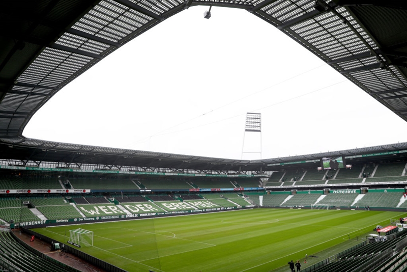 新国立も？陸上トラックを撤去して「サッカー専用」になったスタジアム10選｜写真8