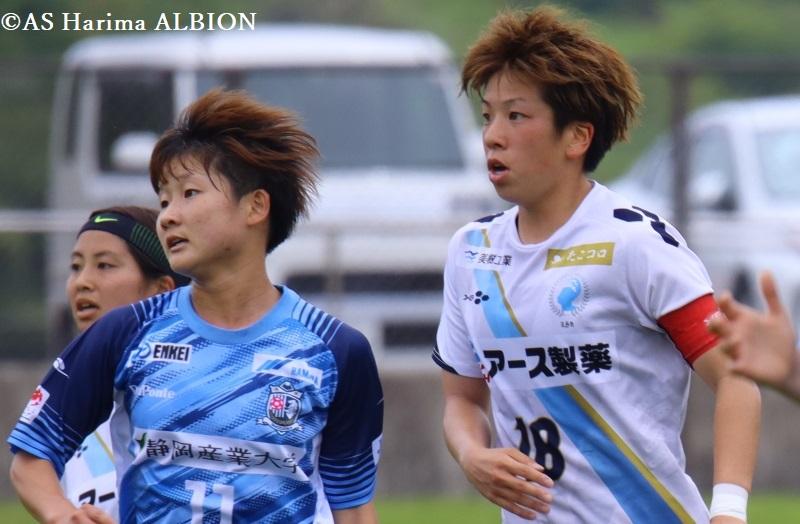 「播磨の新たなシンボルに」なでしこ1部ASハリマアルビオン。声援を送るサポーターの姿を追う｜写真7