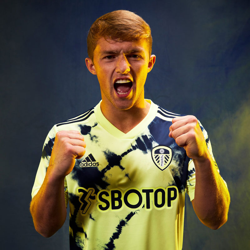 リーズ・ユナイテッド、22-23新ユニフォーム！ホームは「優勝50周年」デザイン｜写真8