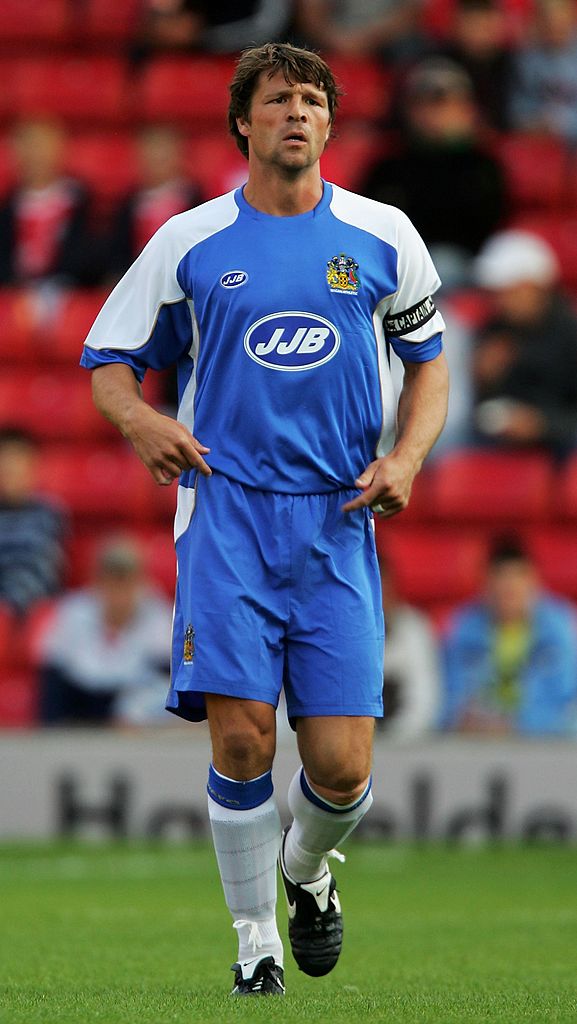 引退後に「意外な普通の仕事」に就いた名選手たち。画家、俳優、警察官…｜写真6