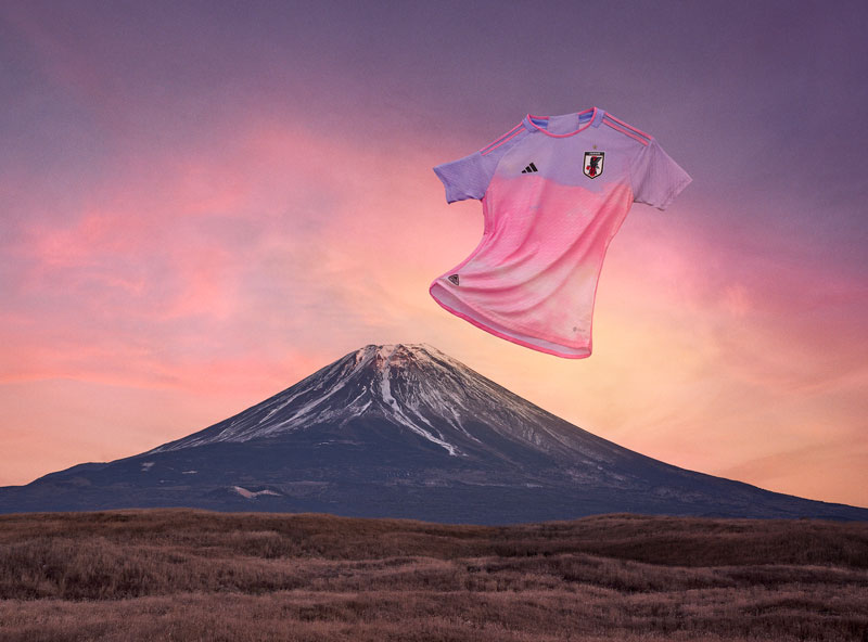 adidasの圧倒的デザイン！W杯へ“完全新作”「女子専用ユニフォーム」が登場｜写真16