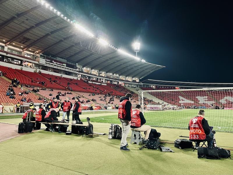 EURO予選で日本人女性がストイコヴィッチとセルビア代表を撮影した。『最高の被写体との真剣勝負』｜写真5