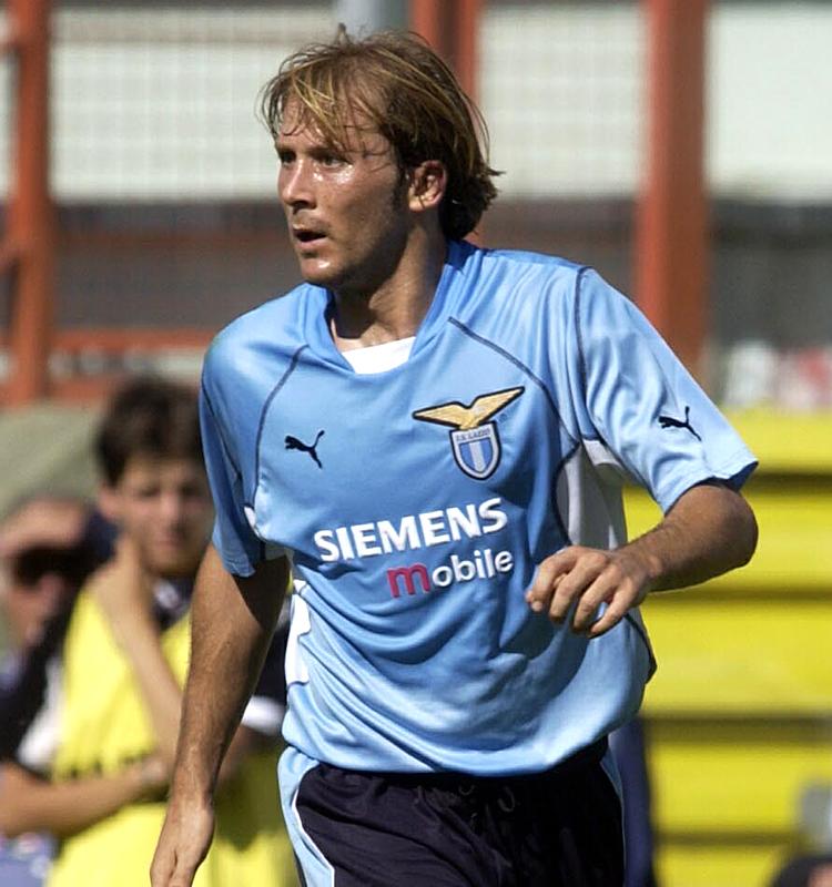 レアルやラツィオも！懐かしのロゴ「SIEMENS」ユニフォーム5選｜写真2