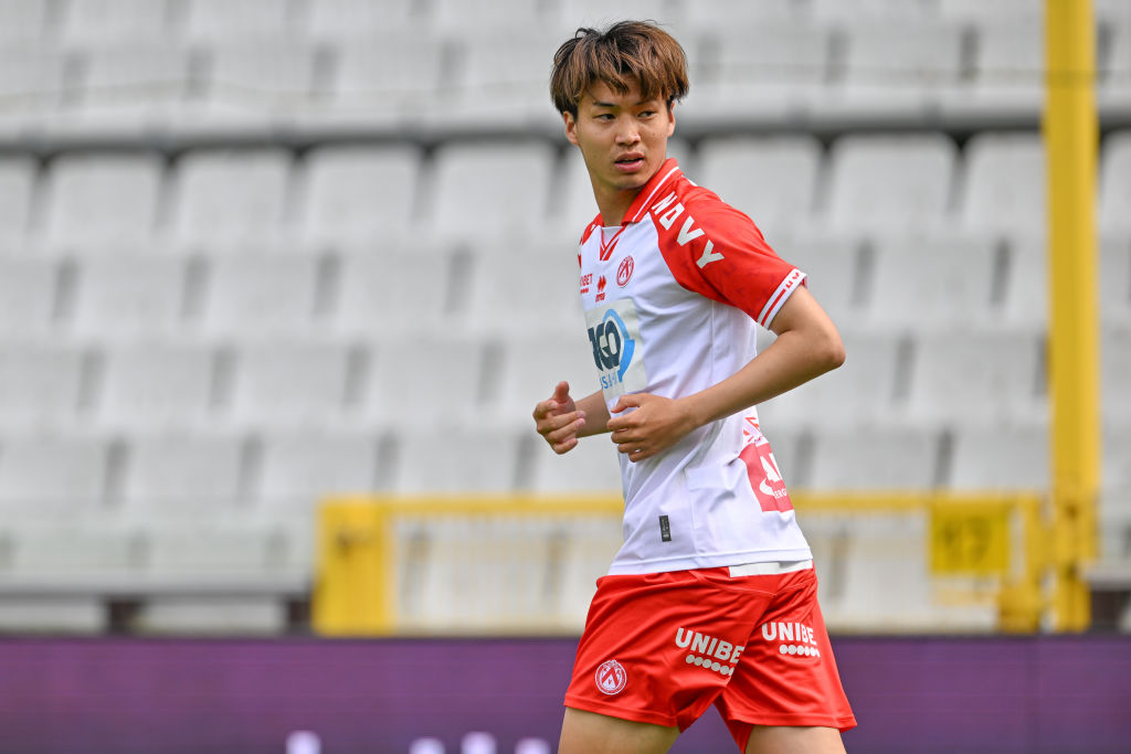 日本代表、「高井幸大の代役」になれなかった欧州クラブでスタメンを張るセンターバック3名｜写真3