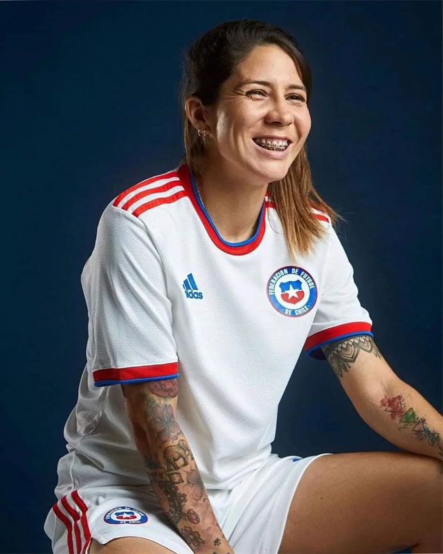 NEWサプライヤーはadidas！チリ代表、2021新ユニフォームを発表｜写真3