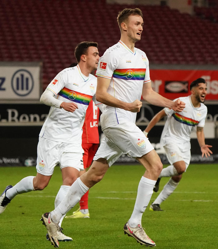 遠藤のシュトゥットガルト、「強いメッセージを込めた」虹色ユニフォームを発表！｜写真4