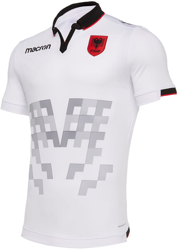 アルバニア代表、2019新ユニフォームを発表！あの「双頭の鷲」が復活｜写真4