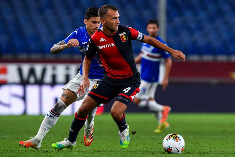 ウイイレ2020「守備センス最強の左サイドバック」TOP10｜写真4