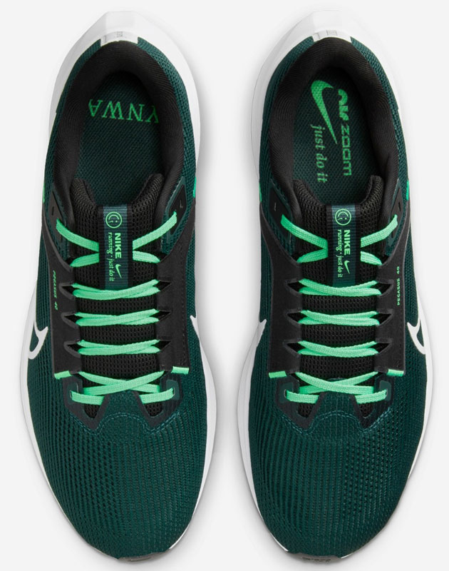 リヴァプール×NIKE『ペガサス40』ランニングシューズ登場！ユニと同じグリーンが色鮮やか｜写真3