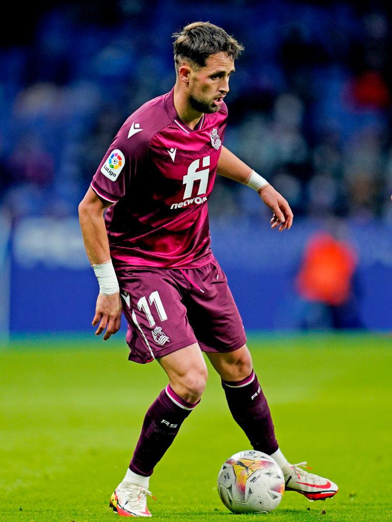 バルセロナが1月に獲得する？報道される「11名のアタッカー」｜写真10