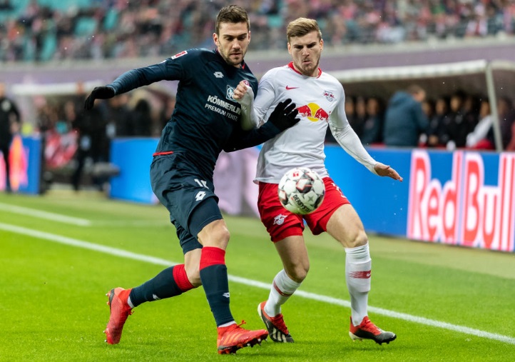 「プレミアクラブが冬に獲得すべき8人の実力派CB」｜写真6